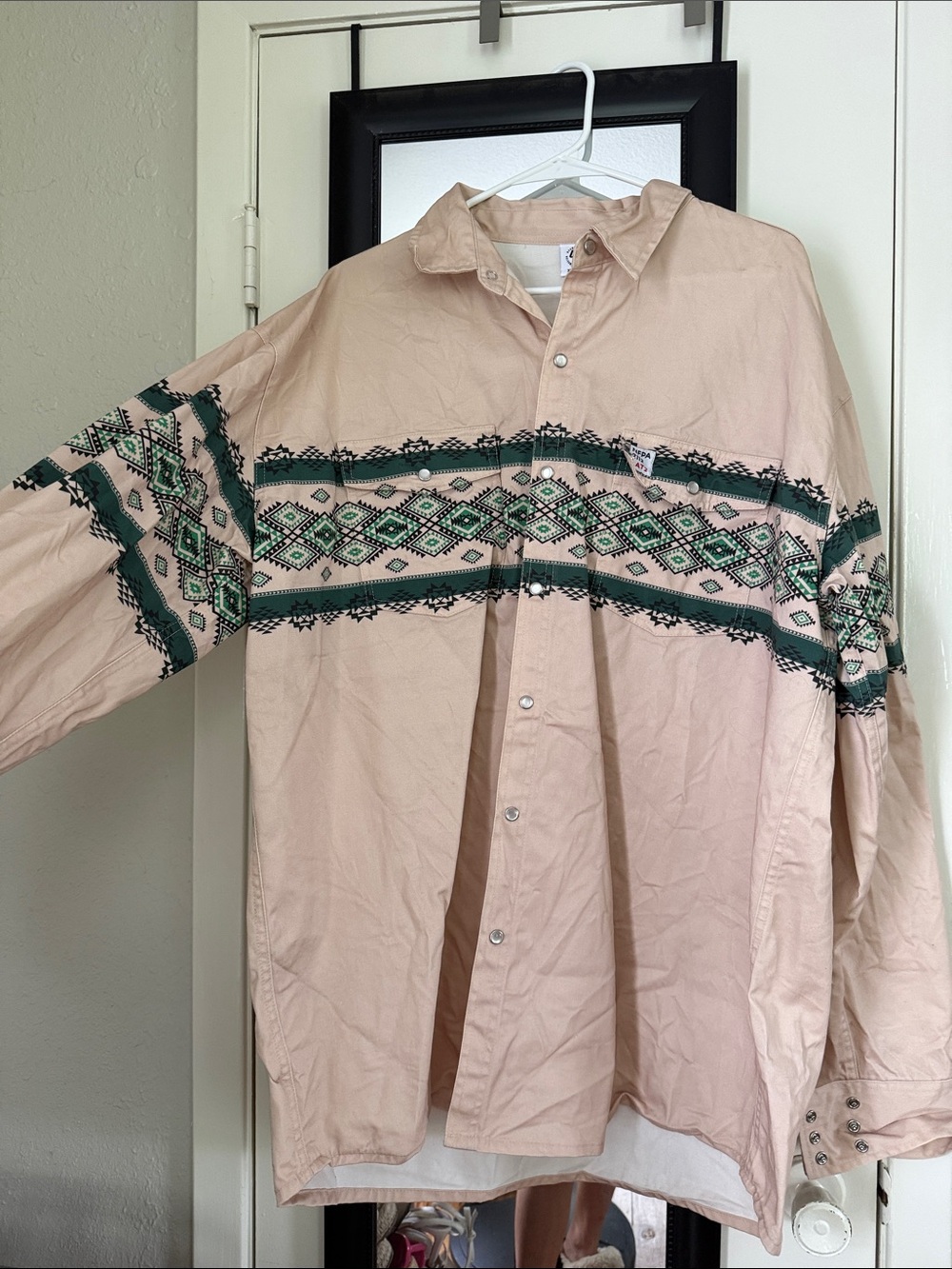 Beige Men’s Shirt Jacket with Green Geometric Band